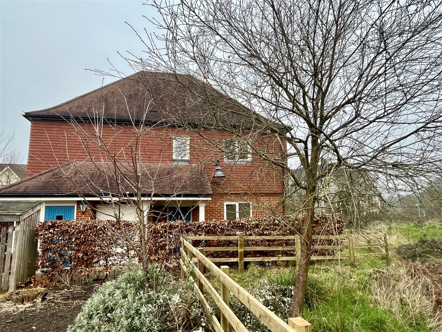 Blackman Court, Yateley